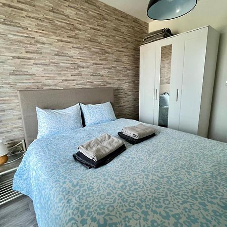 Appartement Vue Mer Et Marina, Loggia - Parking Courseulles-sur-Mer Eksteriør billede