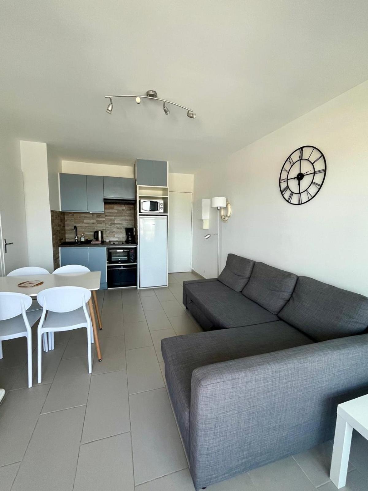 Appartement Vue Mer Et Marina, Loggia - Parking Courseulles-sur-Mer Eksteriør billede